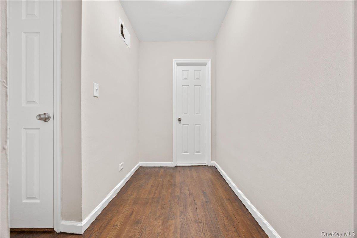 2630 Kingsbridge Terrace Unit: 4C