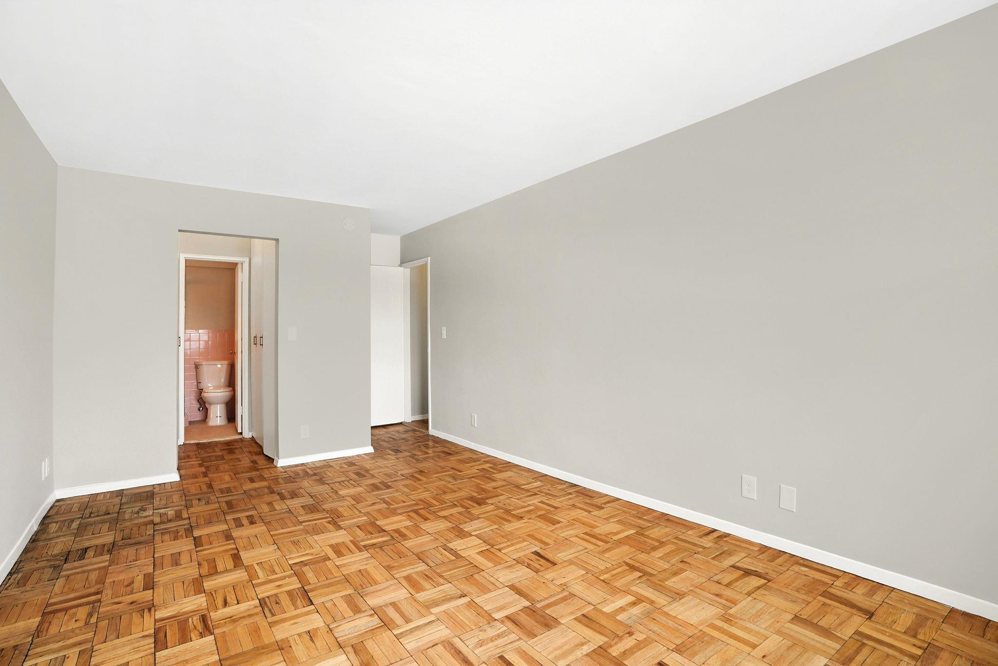 1853 Central Park Avenue Unit: 3E
