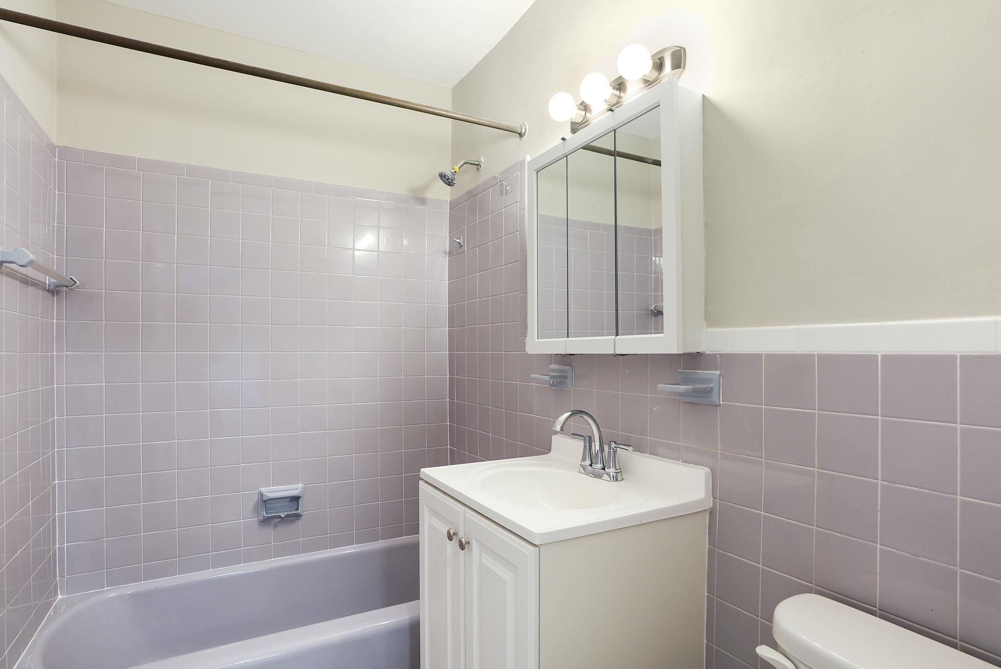 1853 Central Park Avenue Unit: 3E