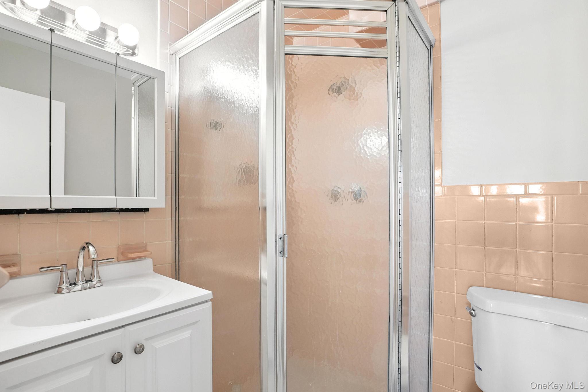 1853 Central Park Avenue Unit: 3E