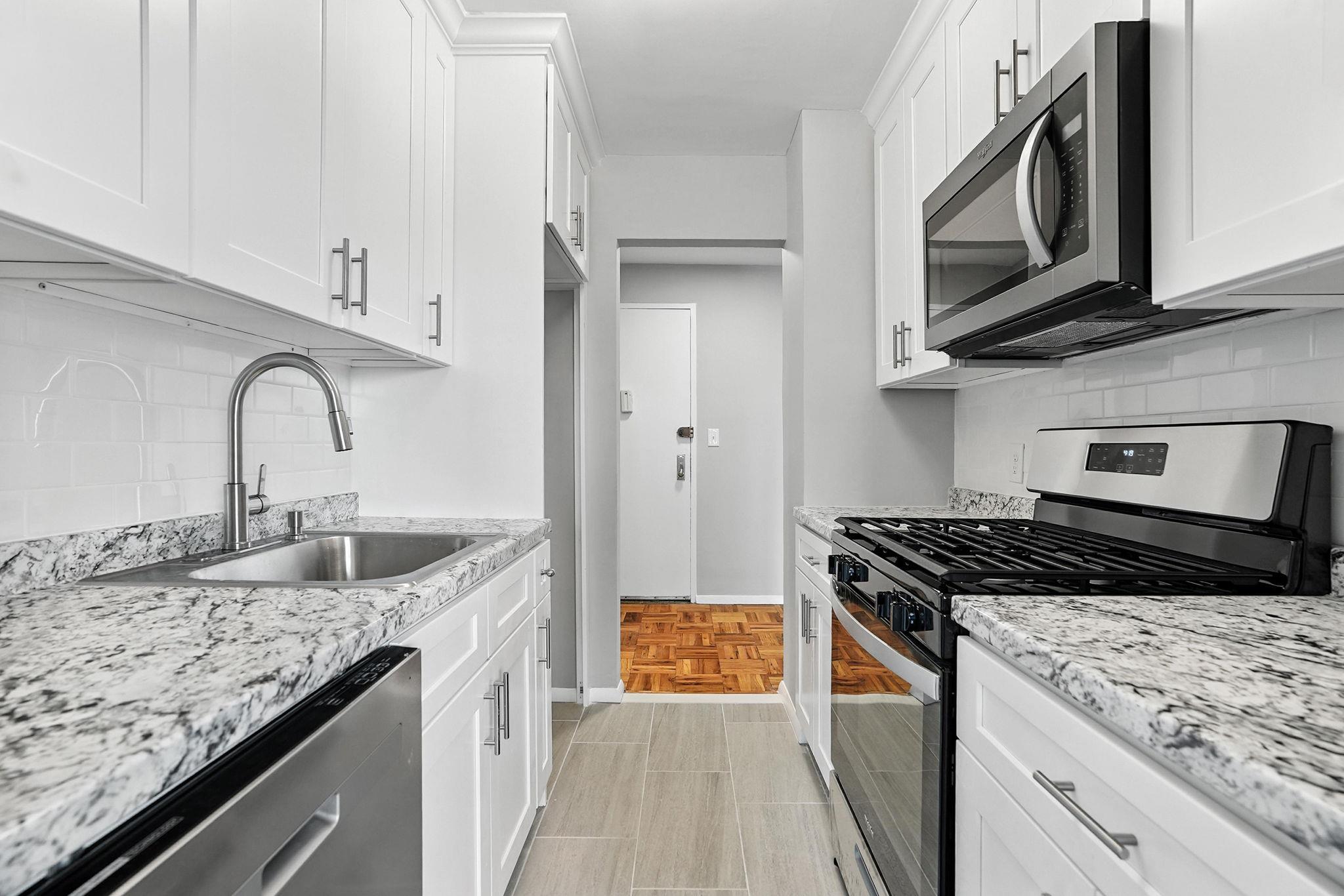 1853 Central Park Avenue Unit: 3E