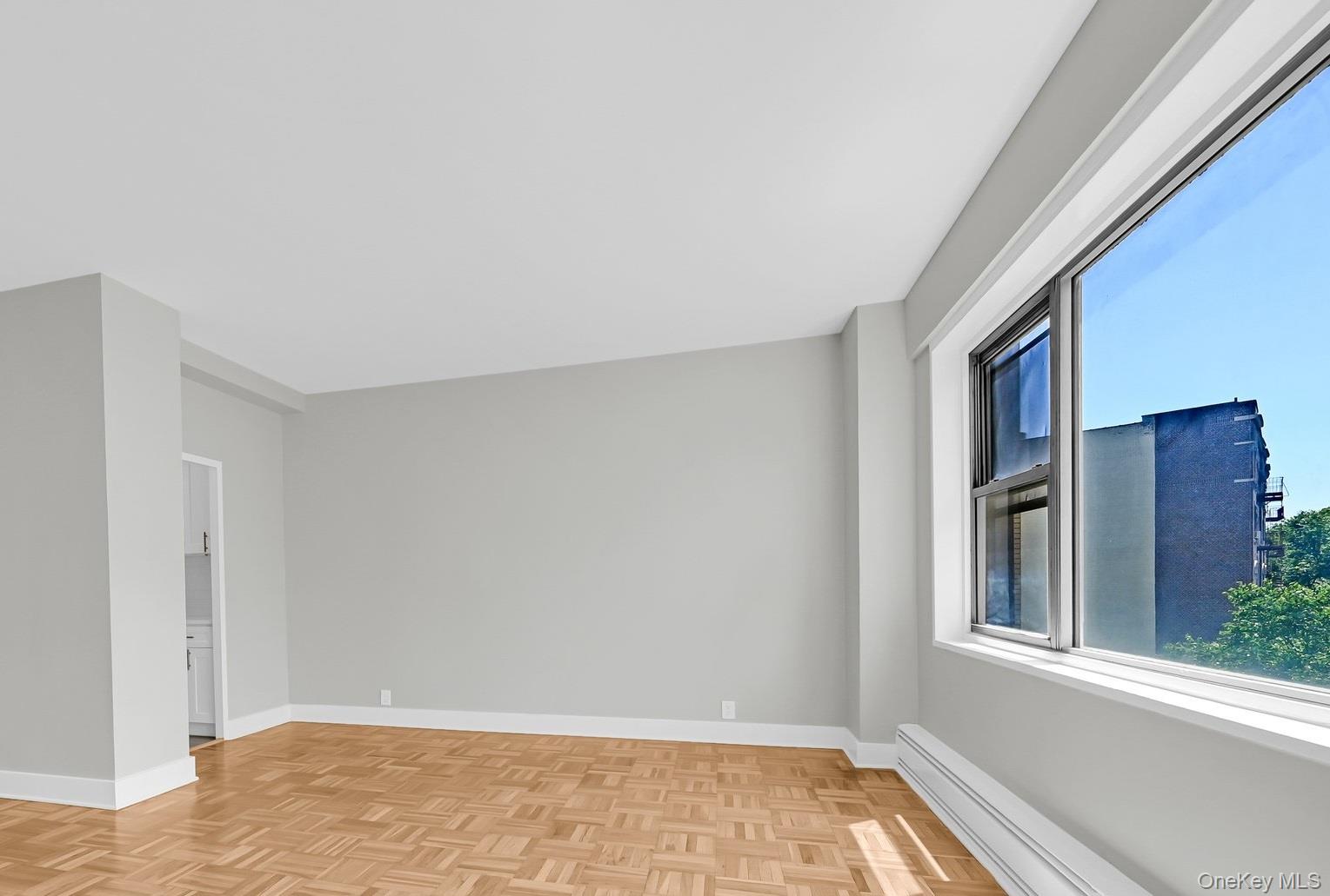 9 Fordham Hill Oval Unit: 3C