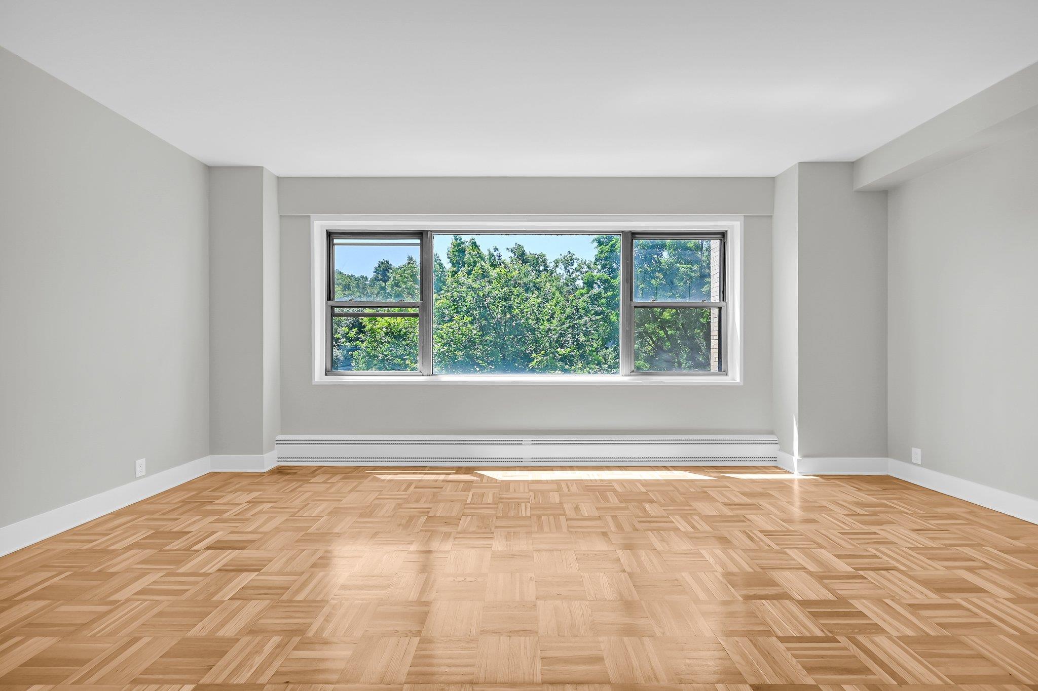 9 Fordham Hill Oval Unit: 3C