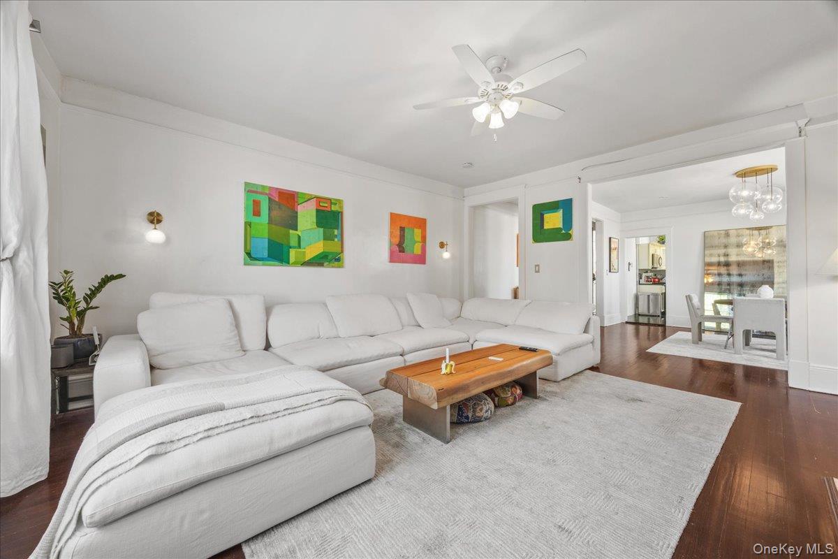 27 Locust Avenue Unit: 4N