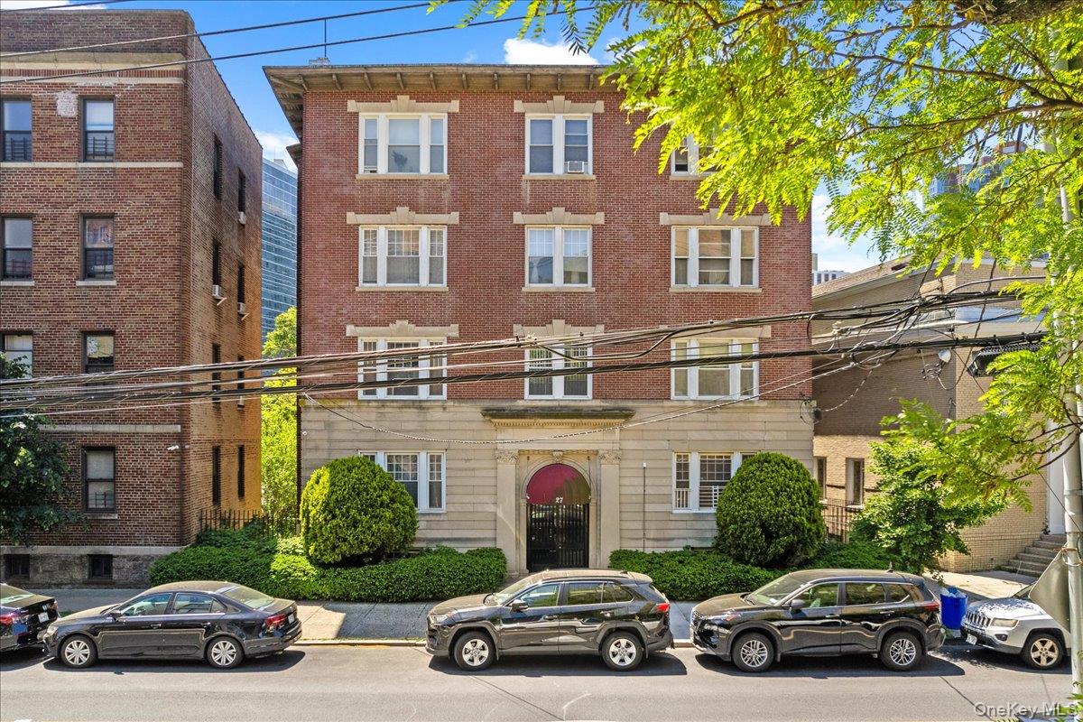 27 Locust Avenue Unit: 4N