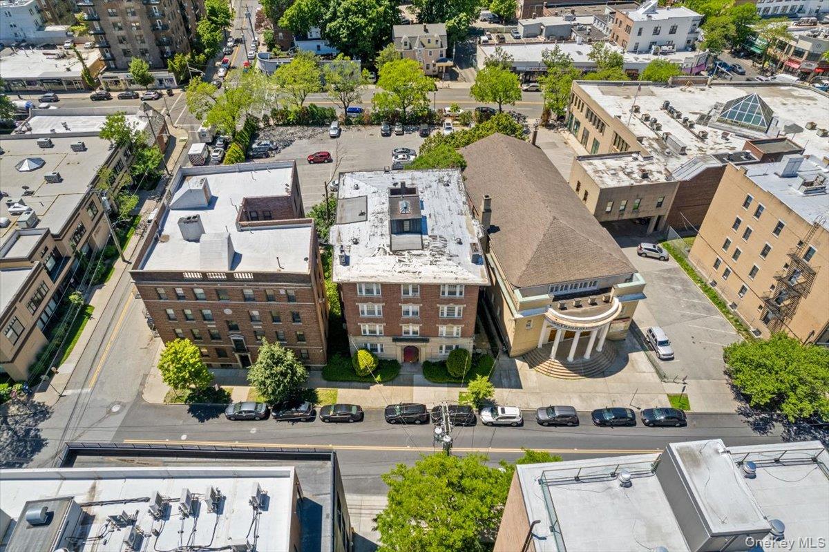 27 Locust Avenue Unit: 4N