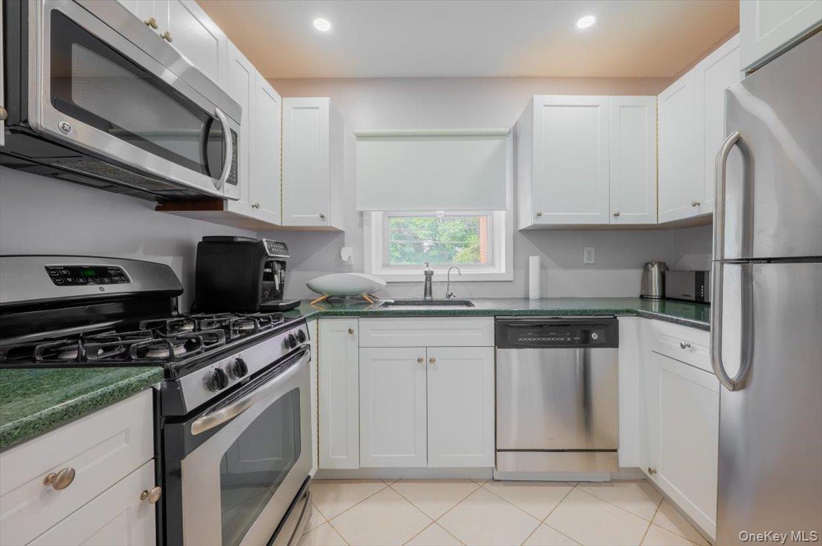 320 S Broadway Avenue Unit: N2