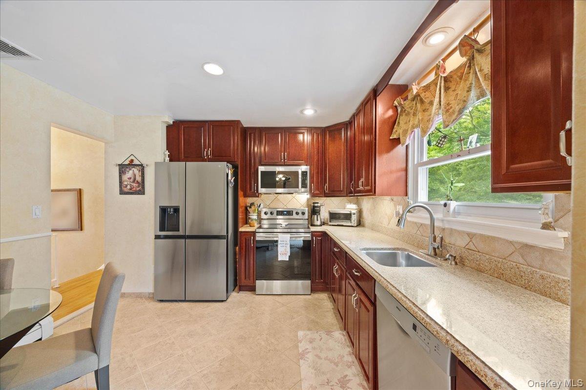 550 Saw Mill River Road