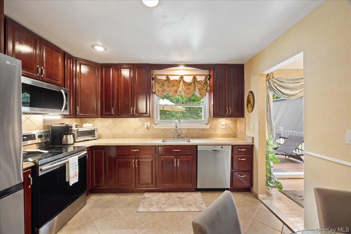 550 Saw Mill River Road