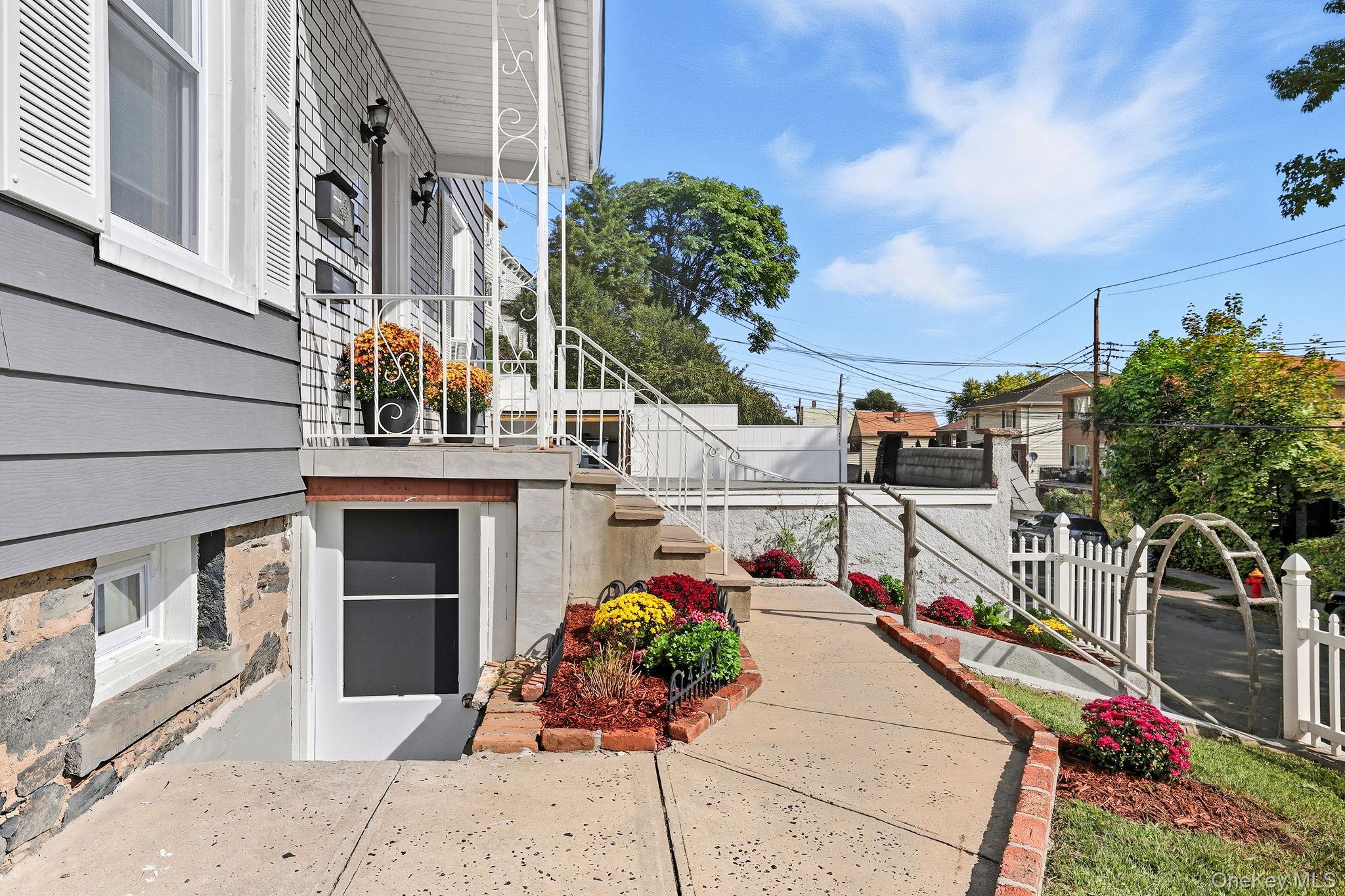 261 Edwards Place