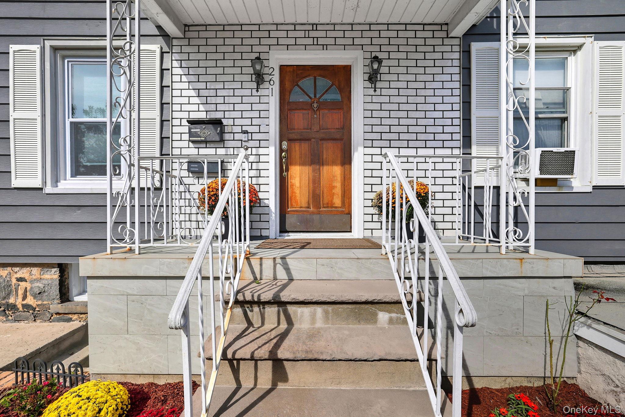 261 Edwards Place