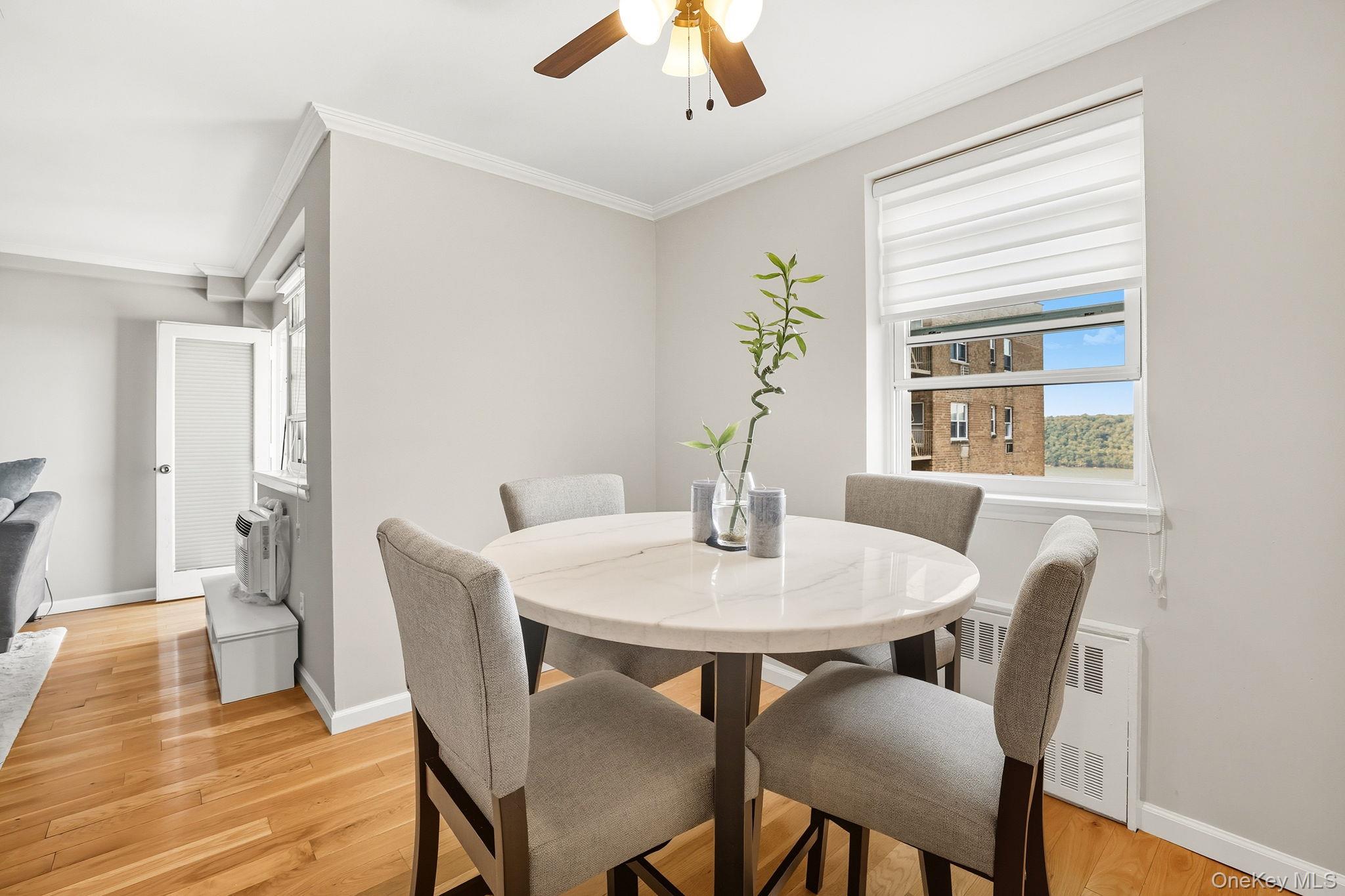 377 N Broadway Unit: 602