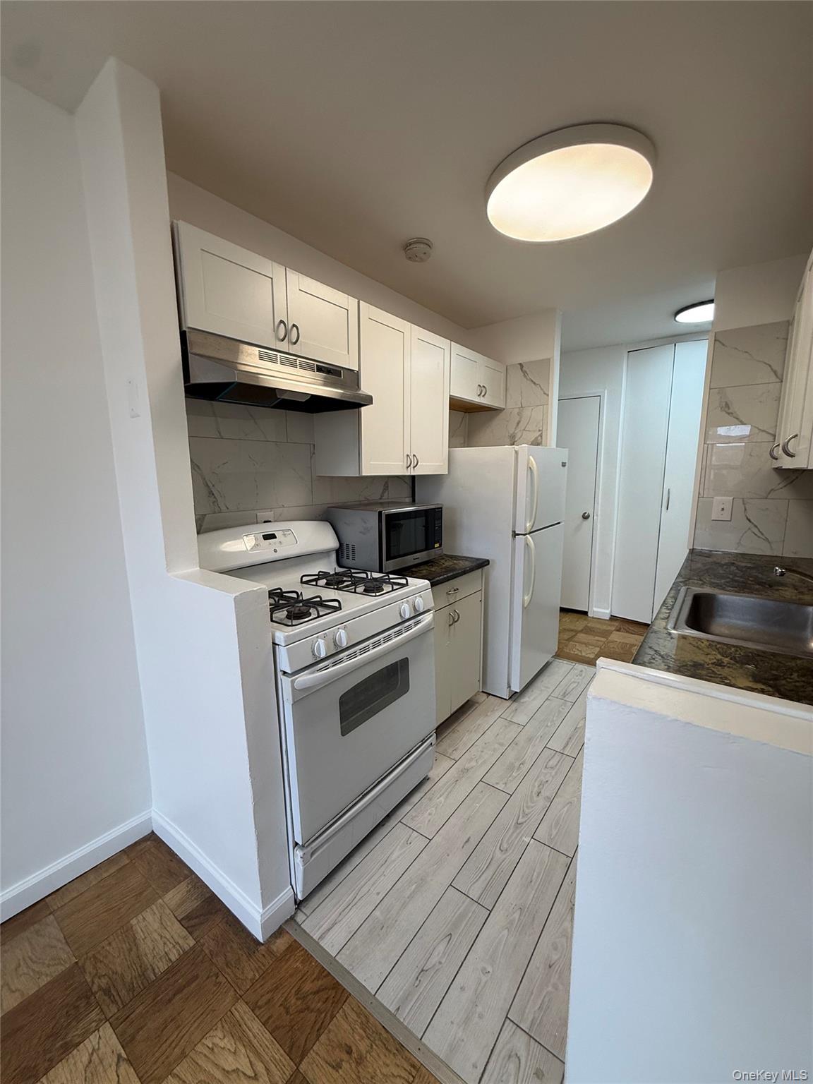 16 Lake Street Unit: 7B