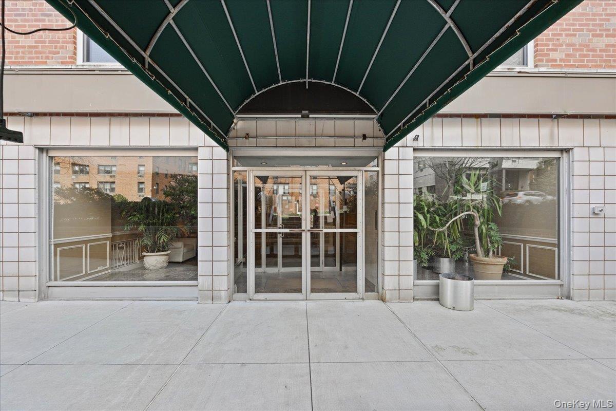 16 Lake Street Unit: 7G