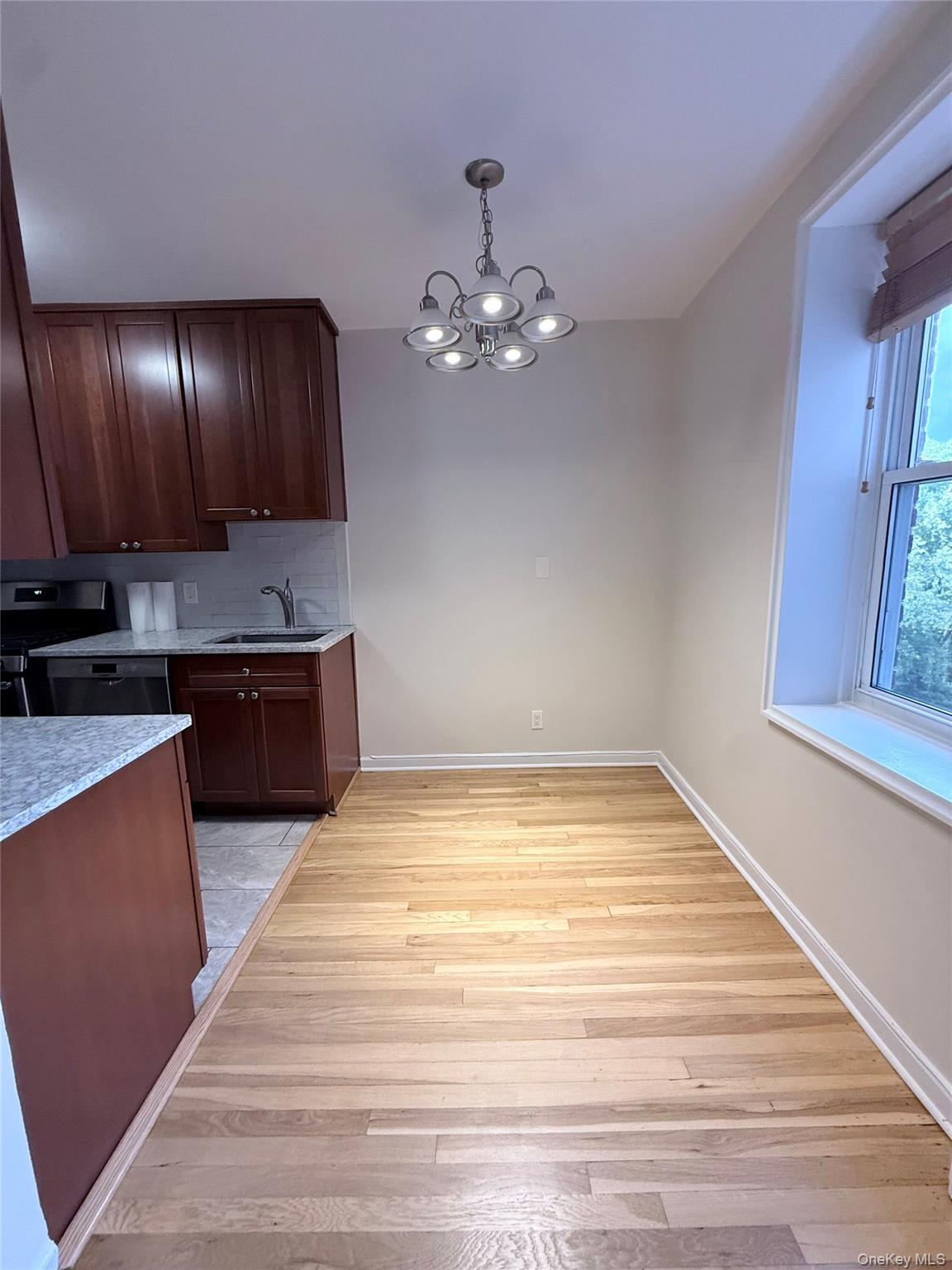 1133 Midland Avenue Unit: 1133