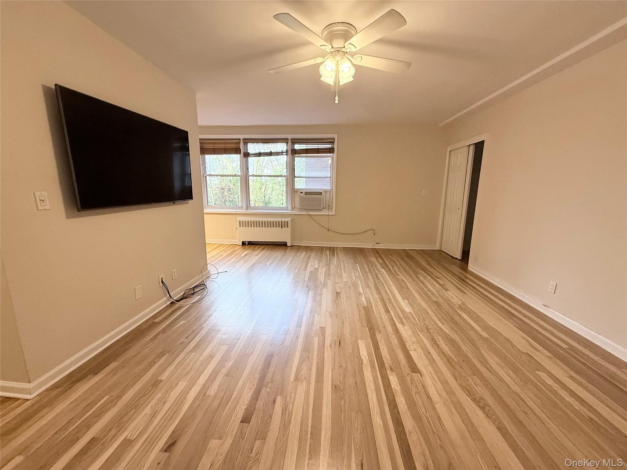 1133 Midland Avenue Unit: 1133