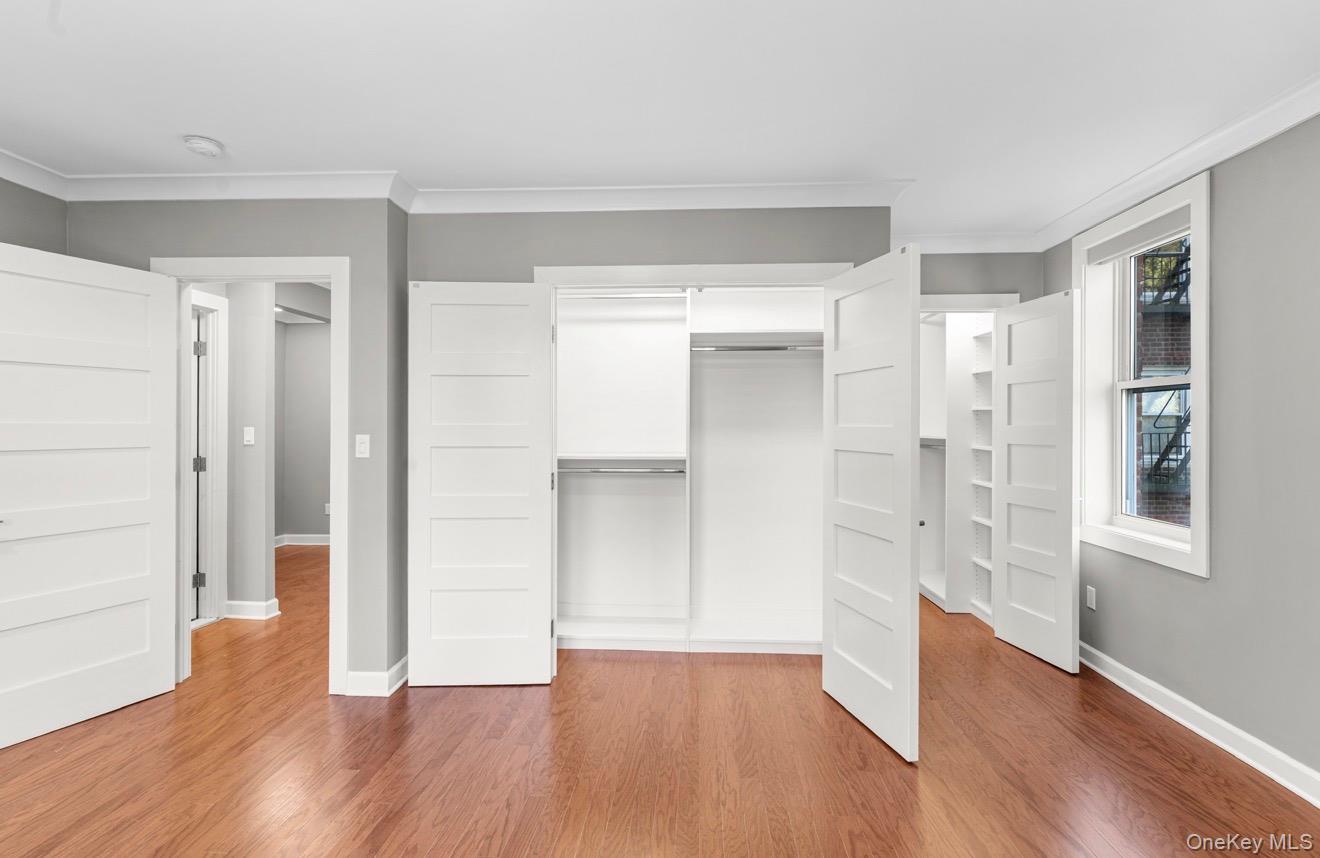 1133 Midland Avenue Unit: 2C1