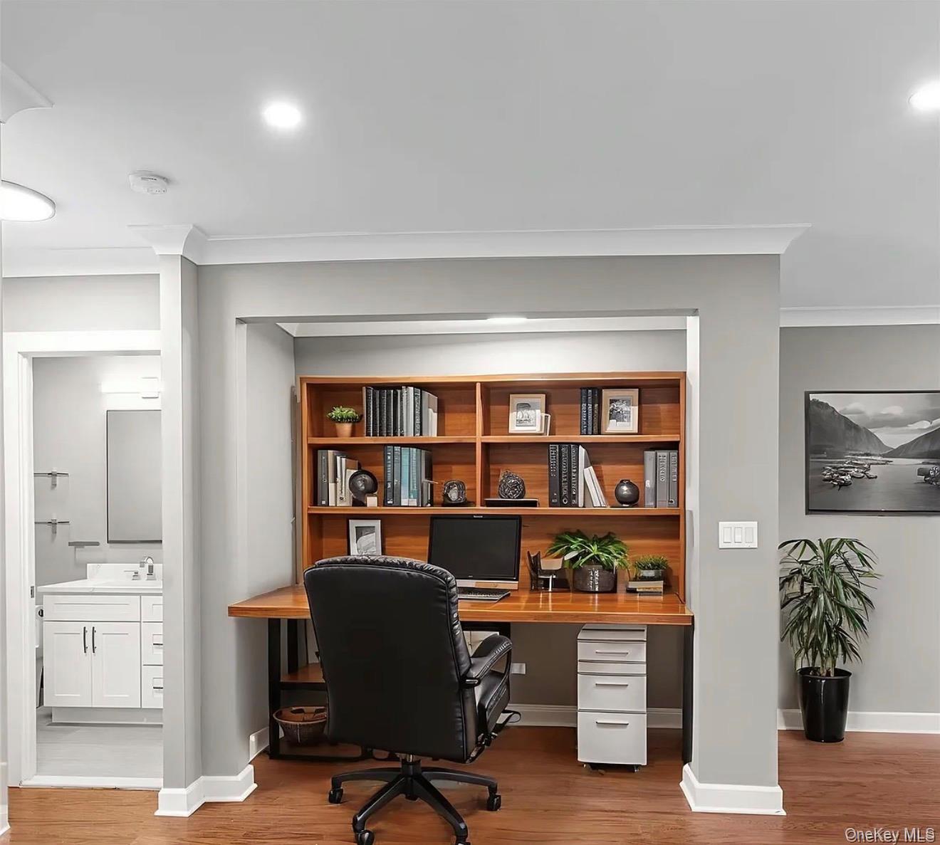 1133 Midland Avenue Unit: 2C1