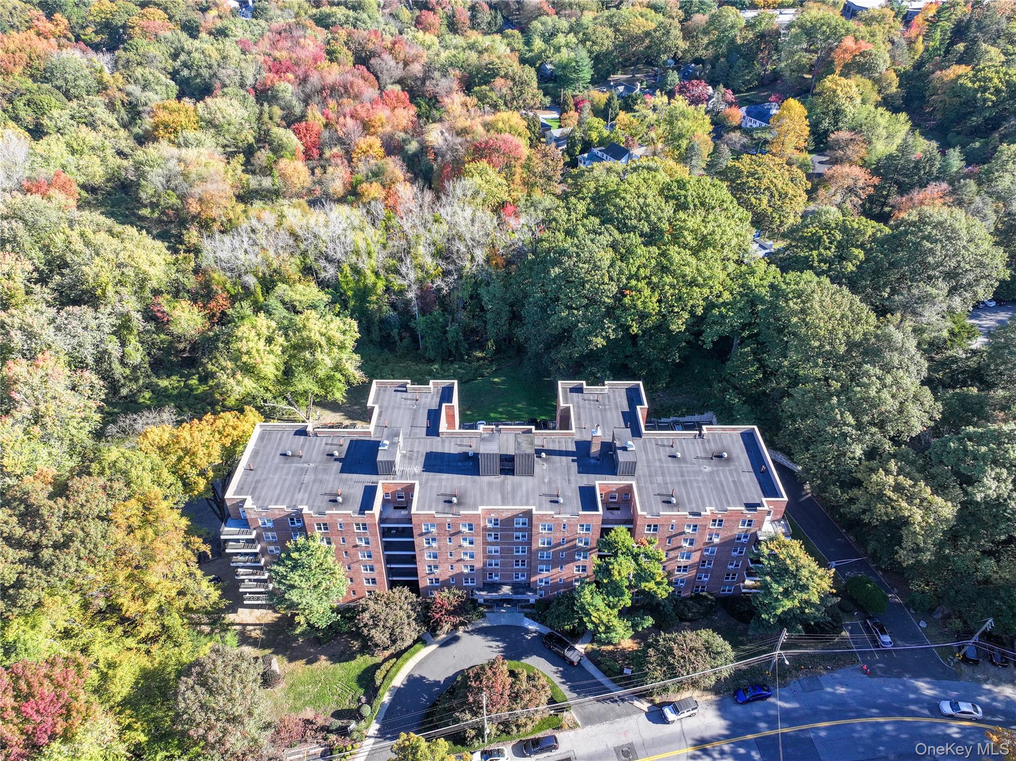 1133 Midland Avenue Unit: 3D
