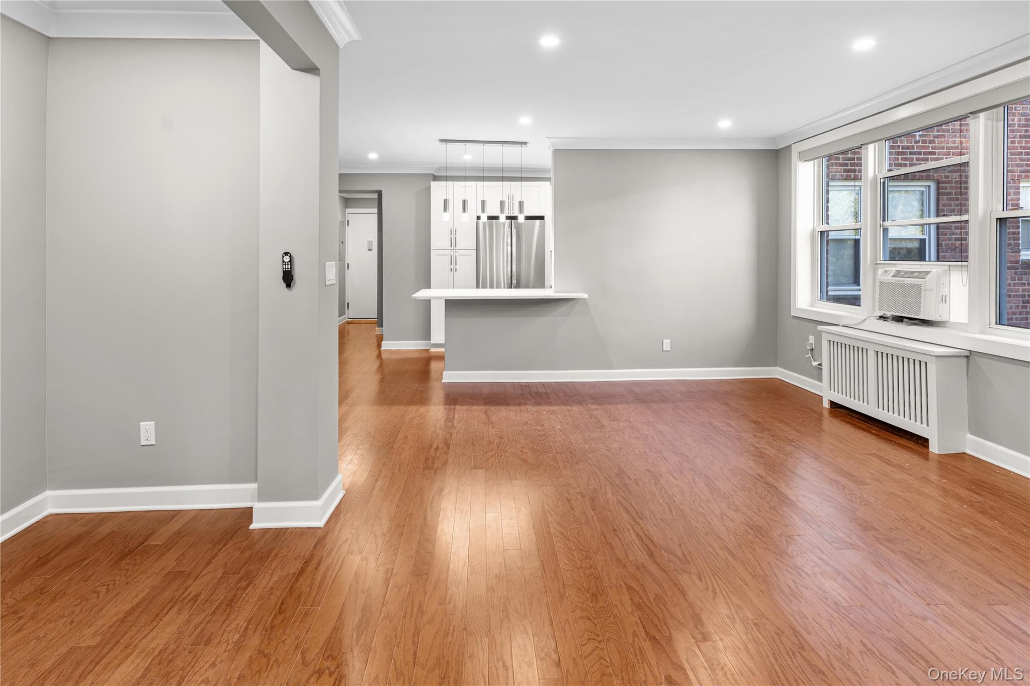 1133 Midland Avenue Unit: 3D