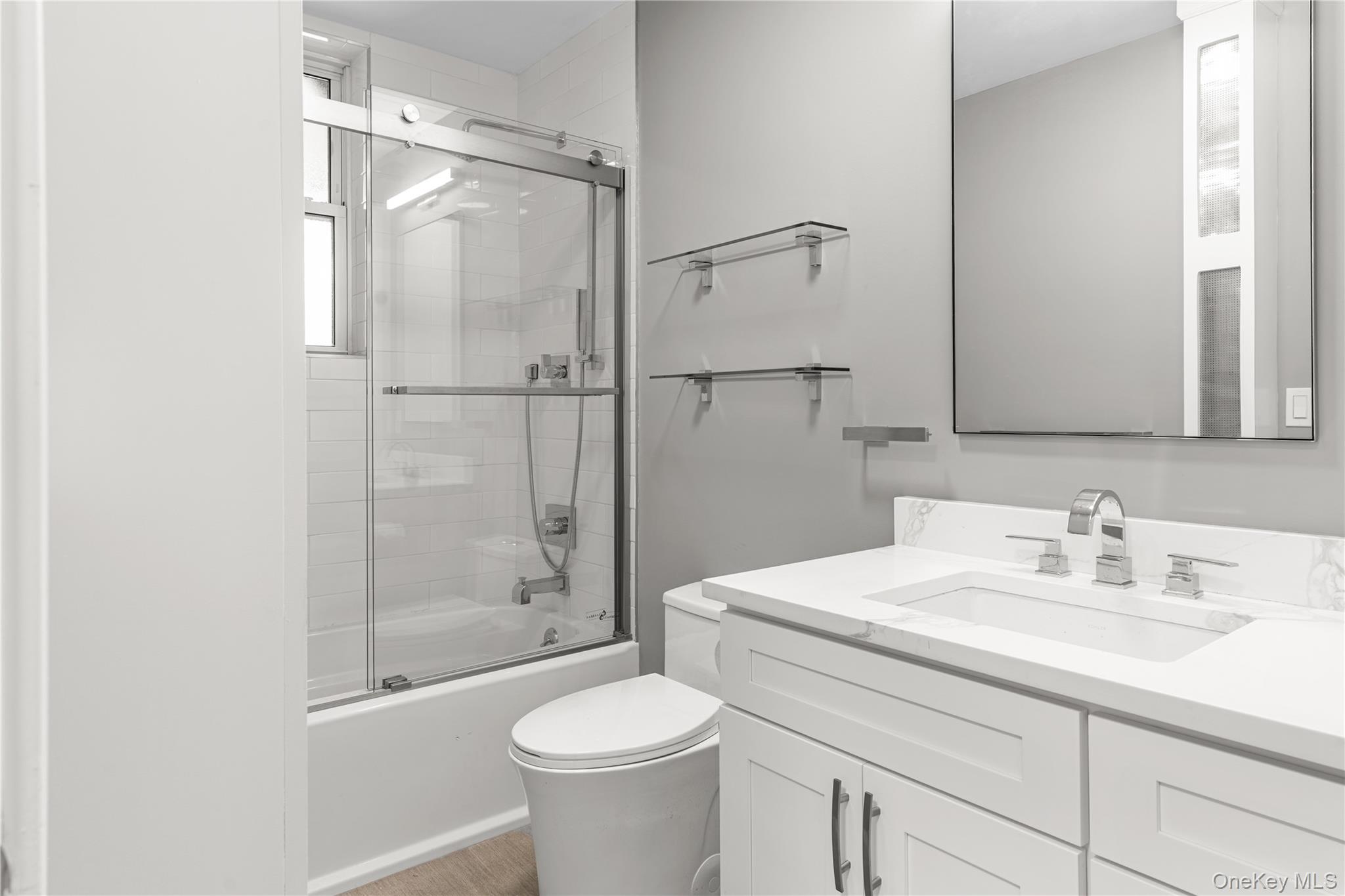 1133 Midland Avenue Unit: 3D