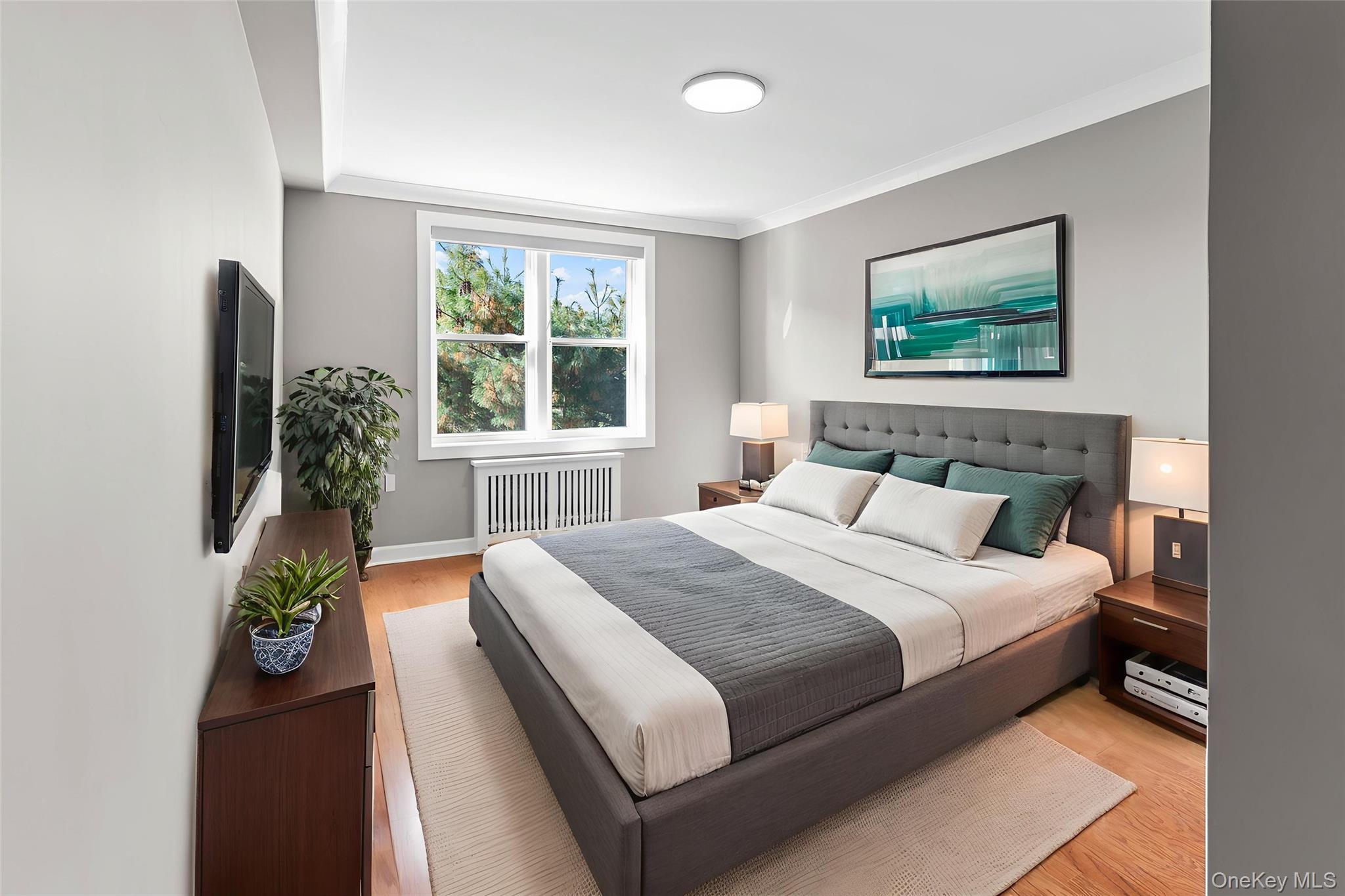 1133 Midland Avenue Unit: 6F