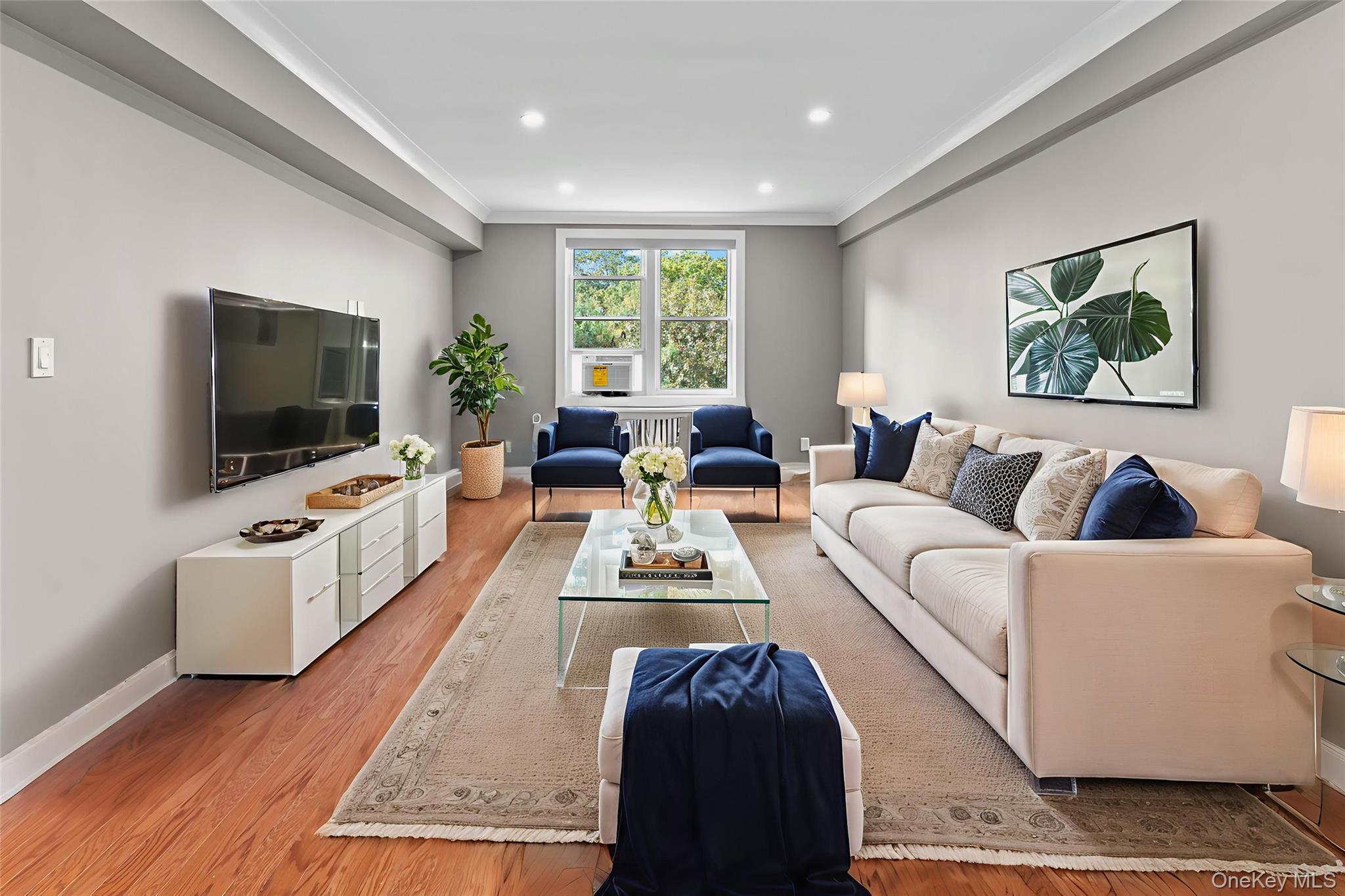 1133 Midland Avenue Unit: 6F