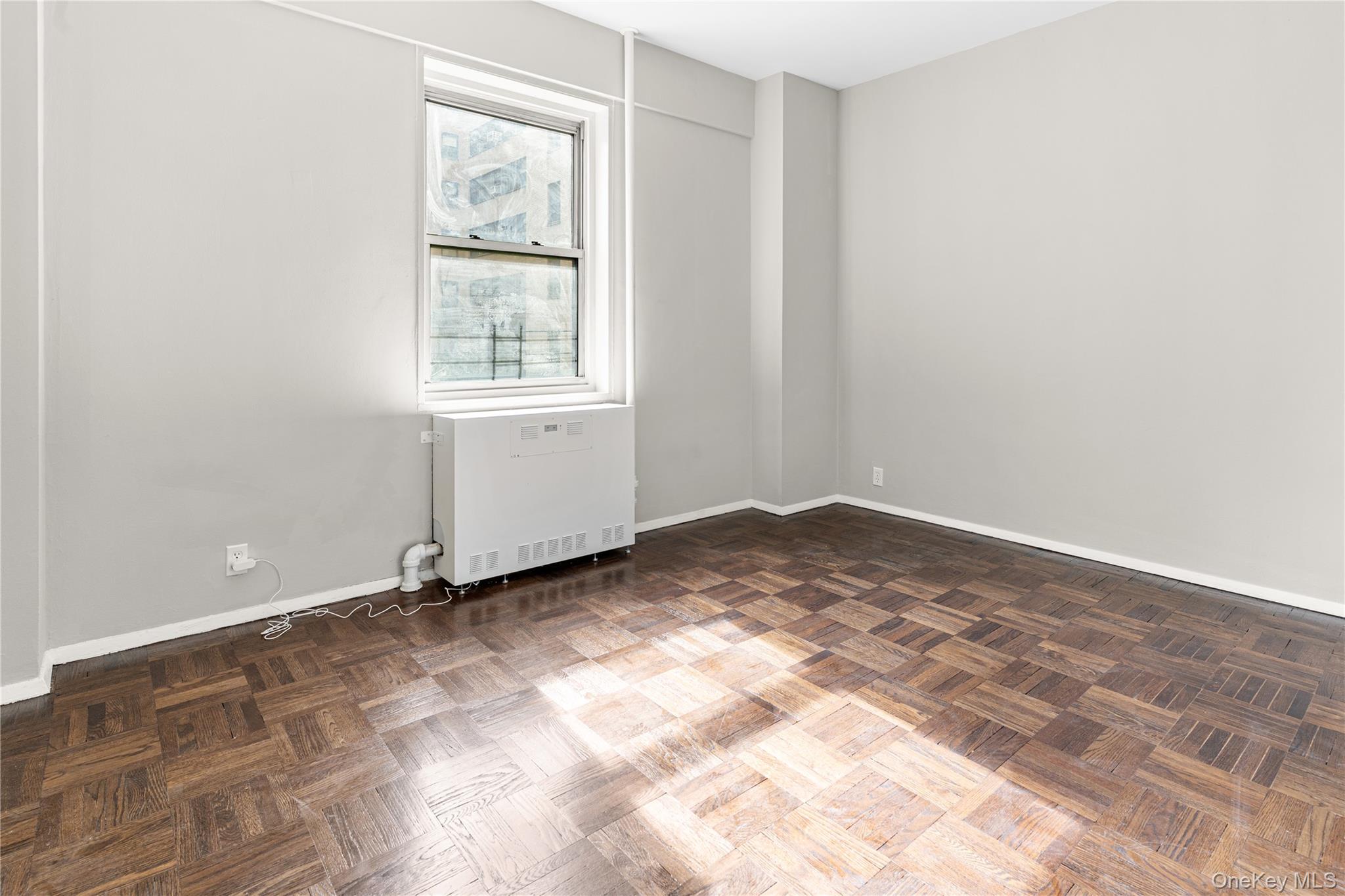 3 Fordham Hill Oval Unit: 1G