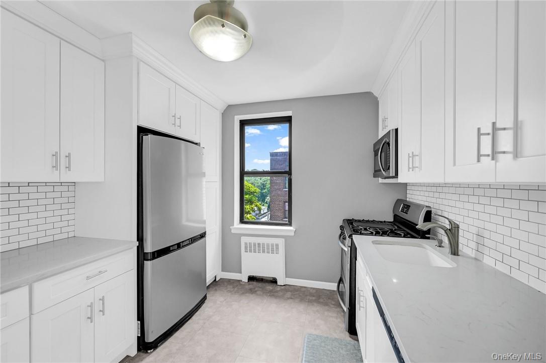 95 Sedgwick Avenue Unit: 6C