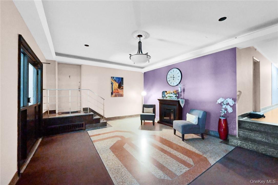 95 Sedgwick Avenue Unit: 6C