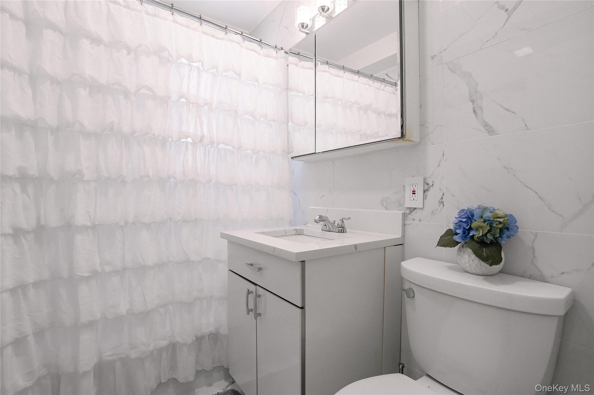 345 Bronx River Road Unit: 4D