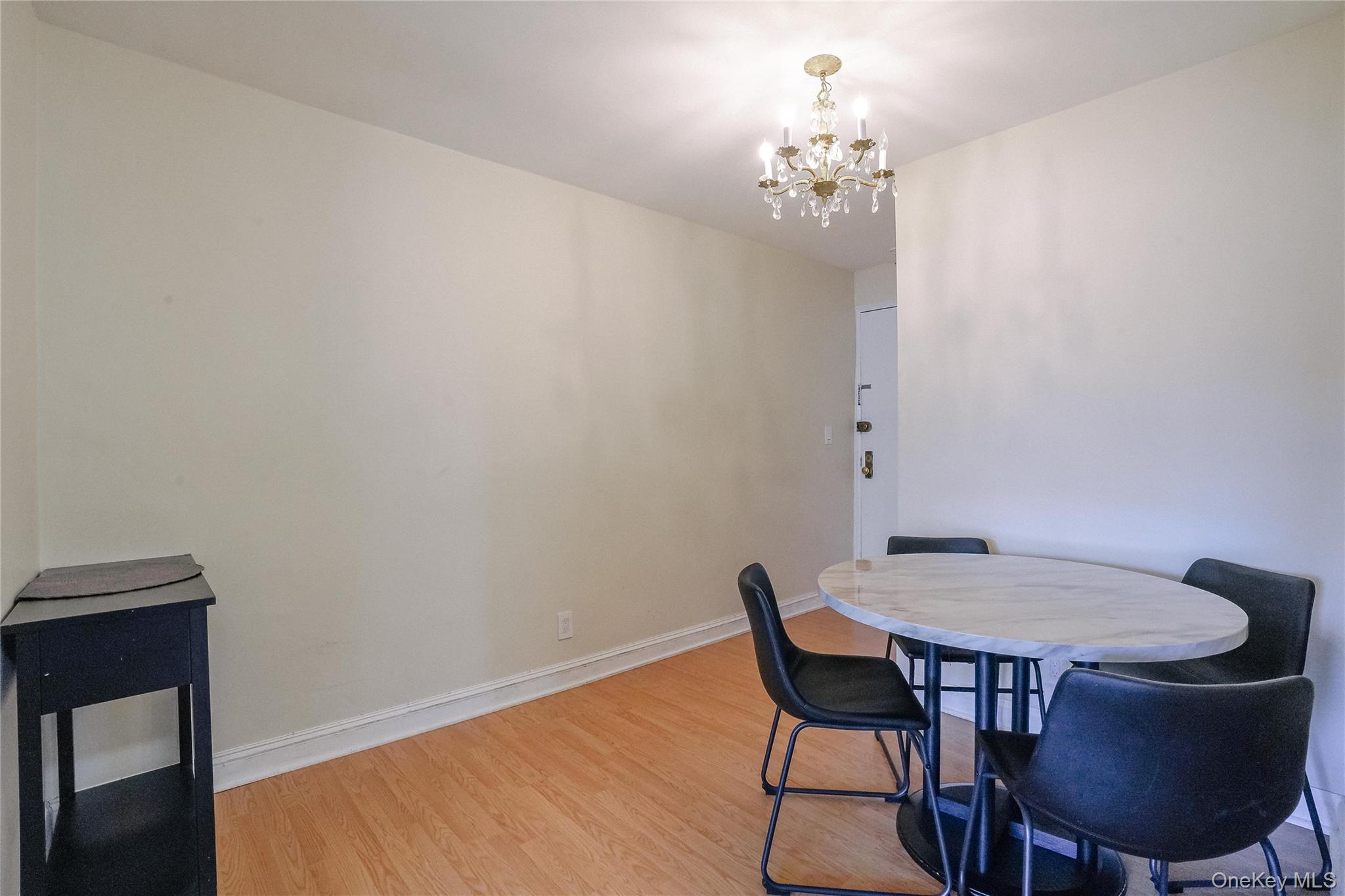 345 Bronx River Road Unit: 4D