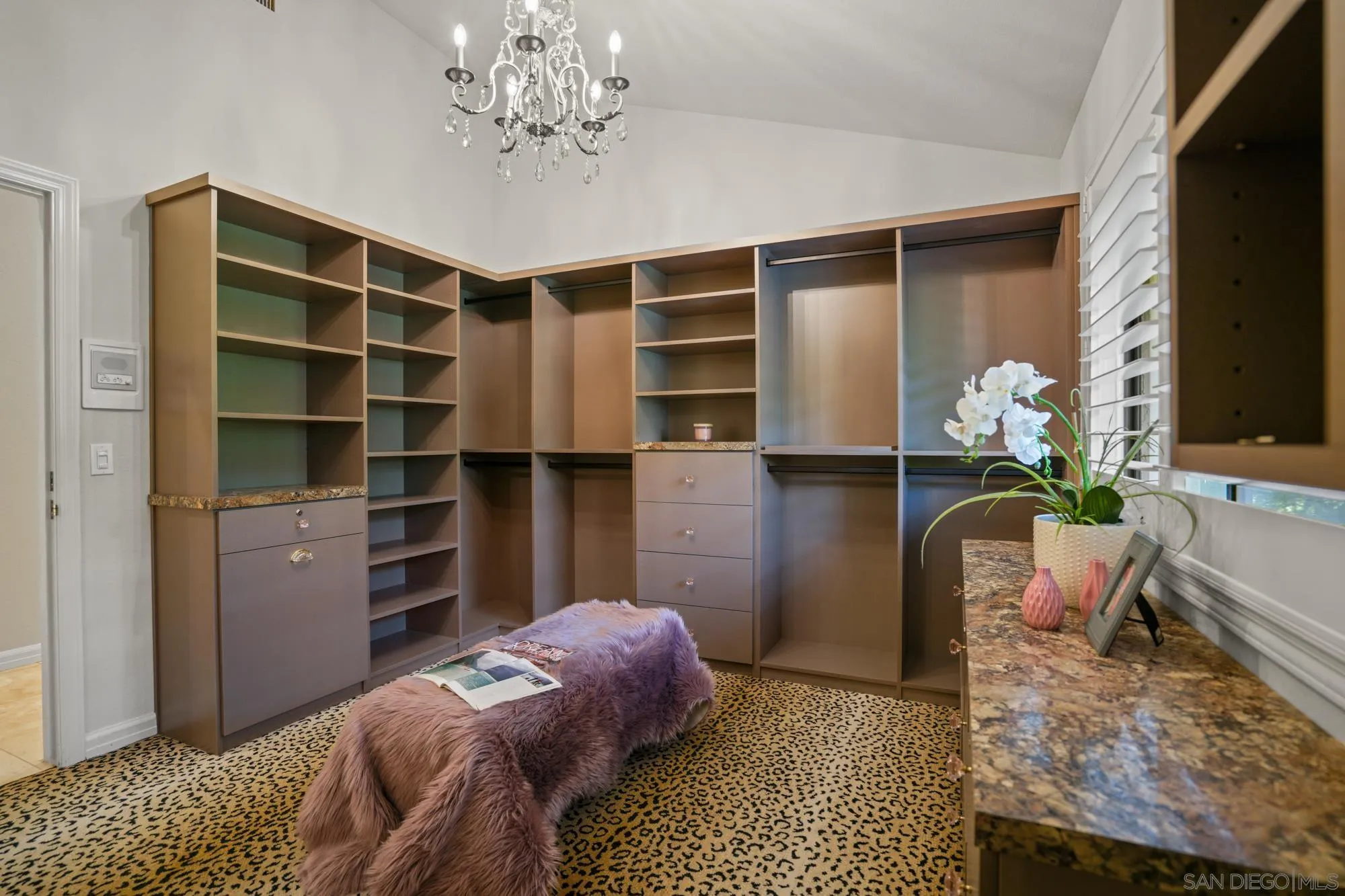 6355 Calle Del Campanario