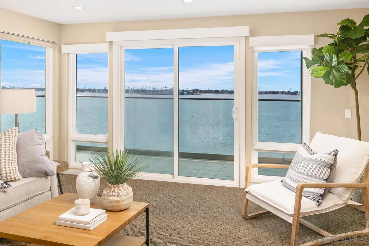 3868 Riviera Dr # 3B