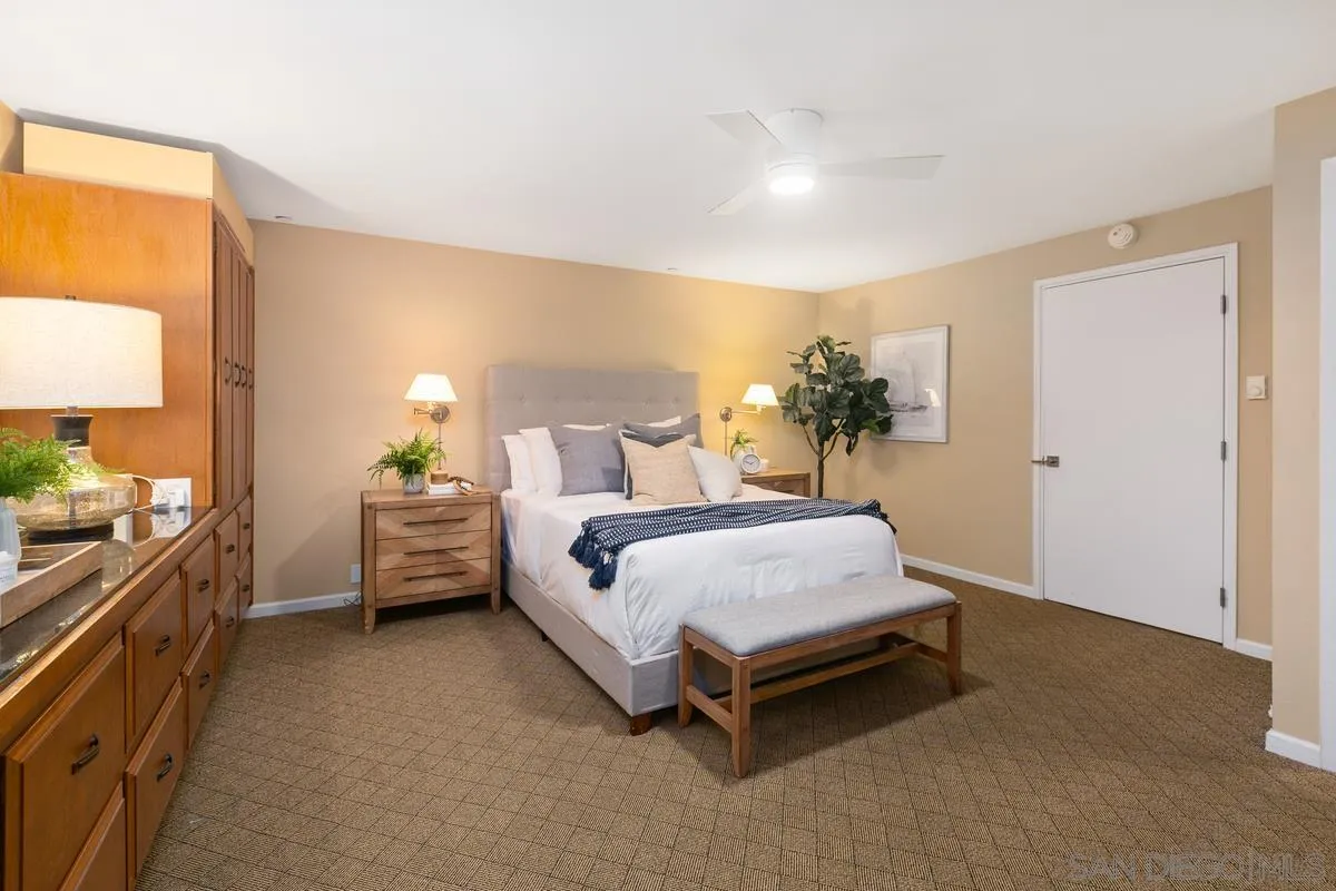 3868 Riviera Dr # 3B