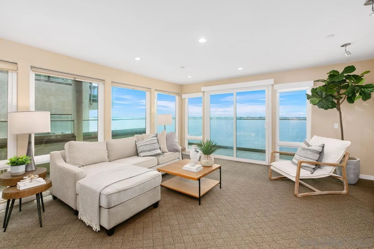 3868 Riviera Dr # 3B