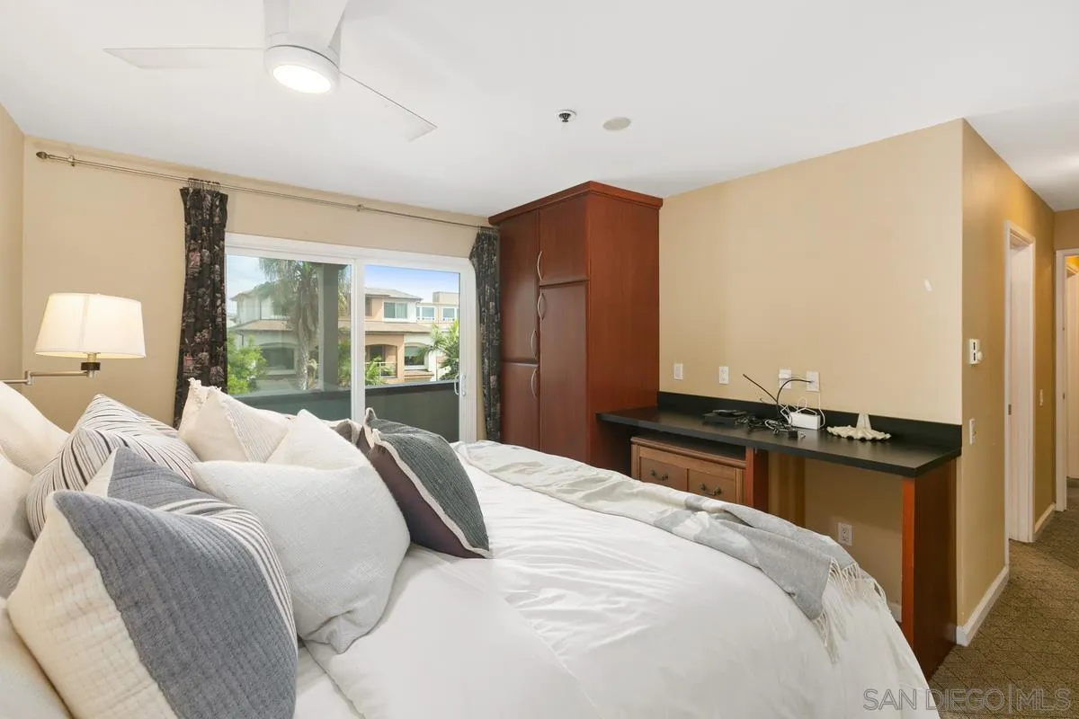 3868 Riviera Dr # 3B