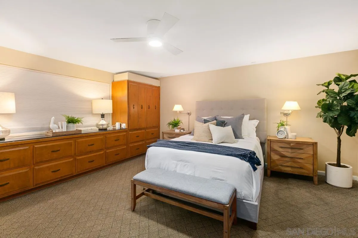 3868 Riviera Dr # 3B