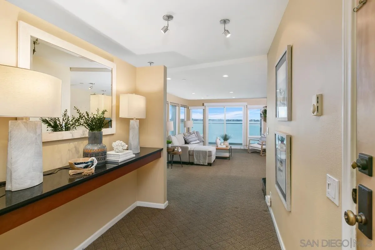 3868 Riviera Dr # 3B