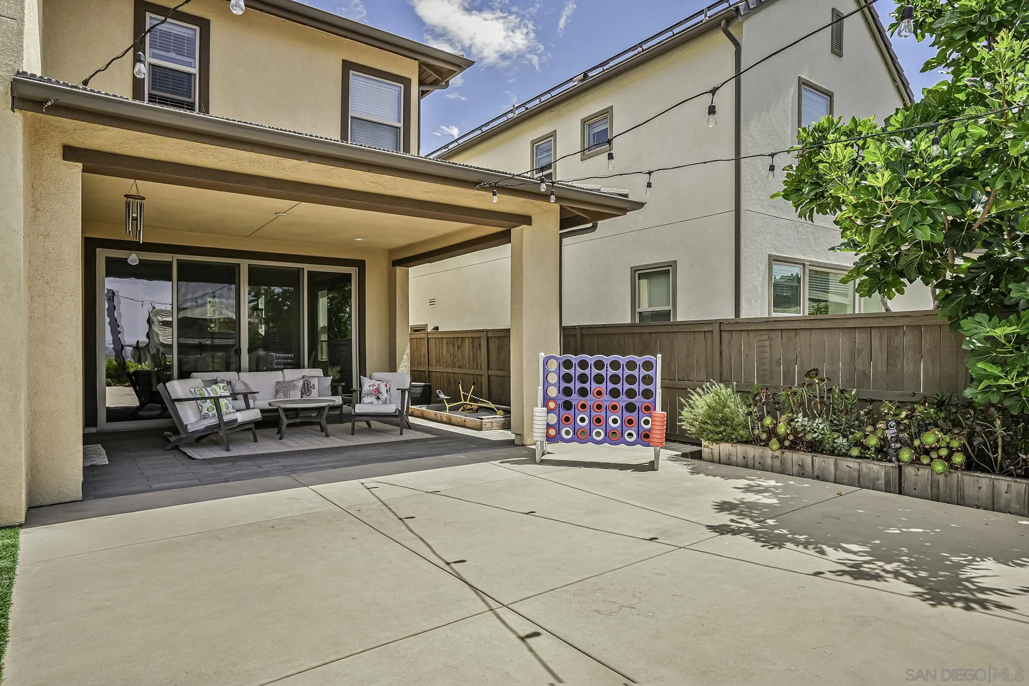 15894 Sarah Ridge Road