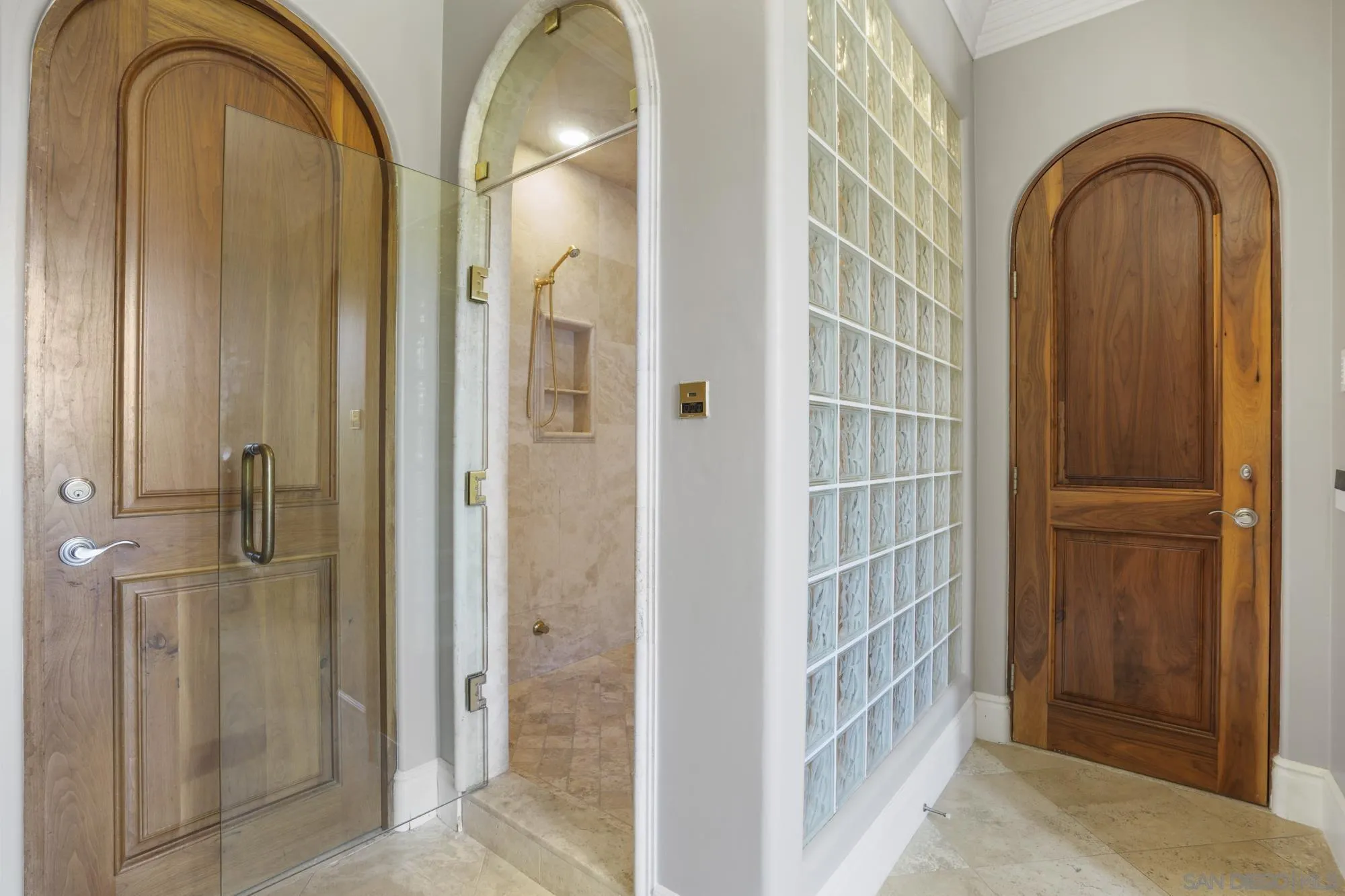 16356 Rambla De Las Flores
