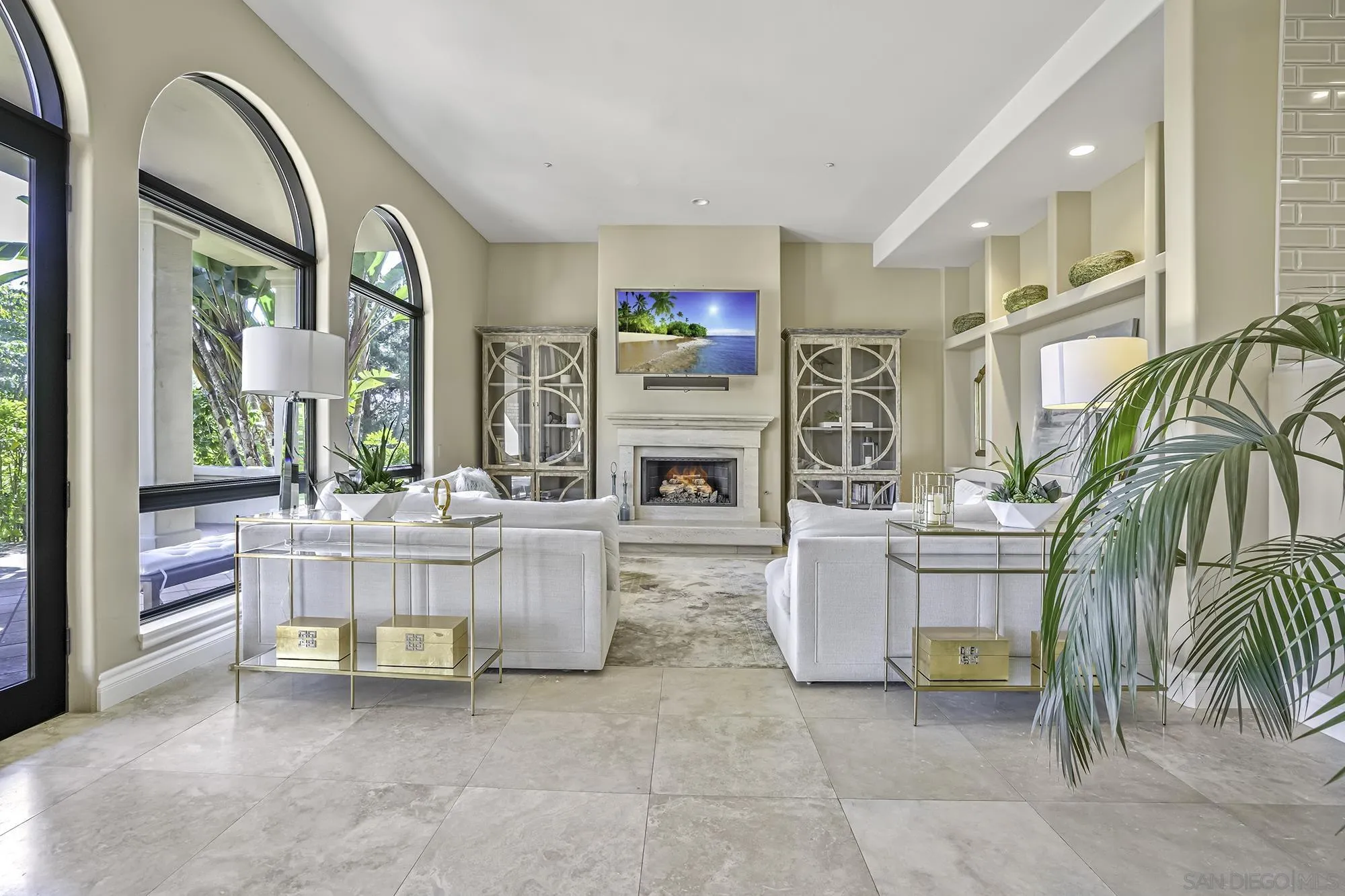 5305 La Crescenta
