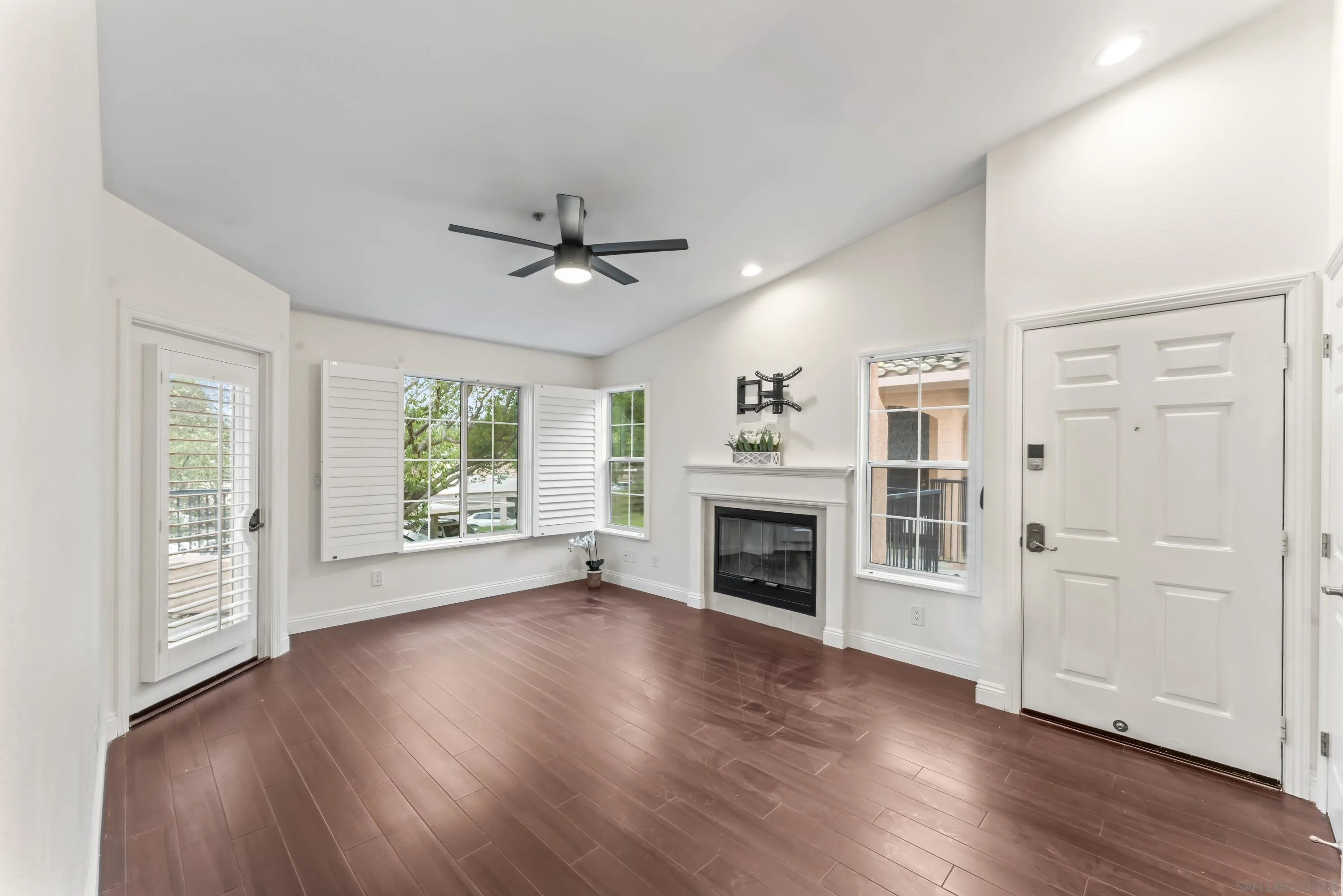 18752 Caminito Cantilena Unit 166