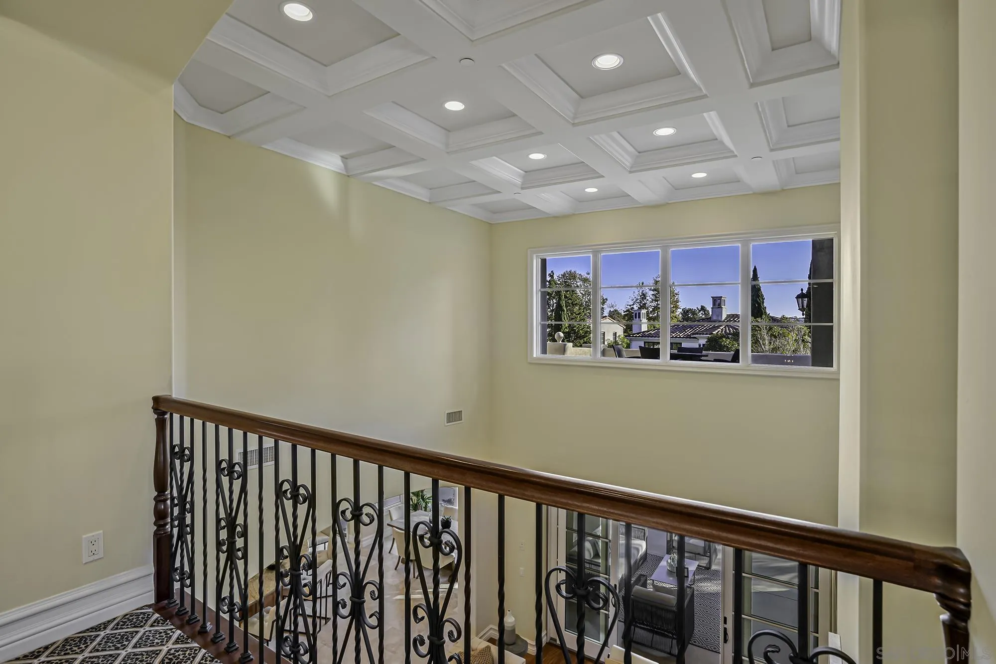 5259 Meadows Del Mar