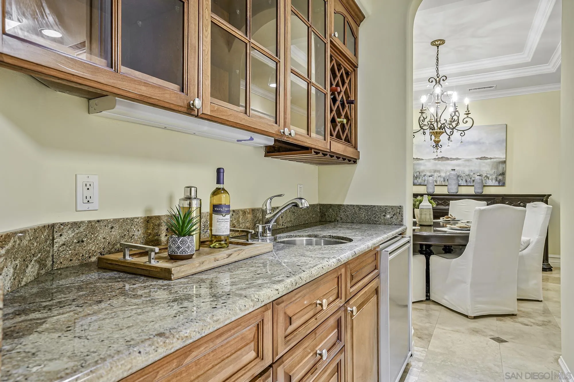 5259 Meadows Del Mar