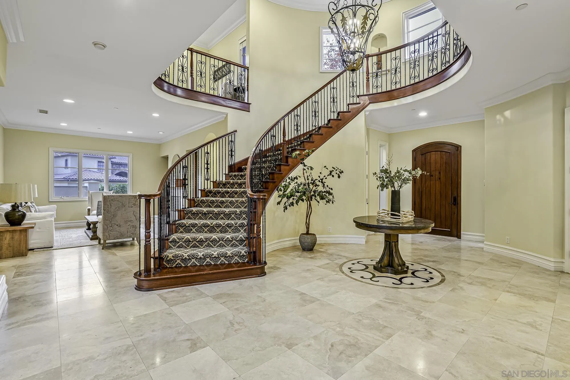 5259 Meadows Del Mar