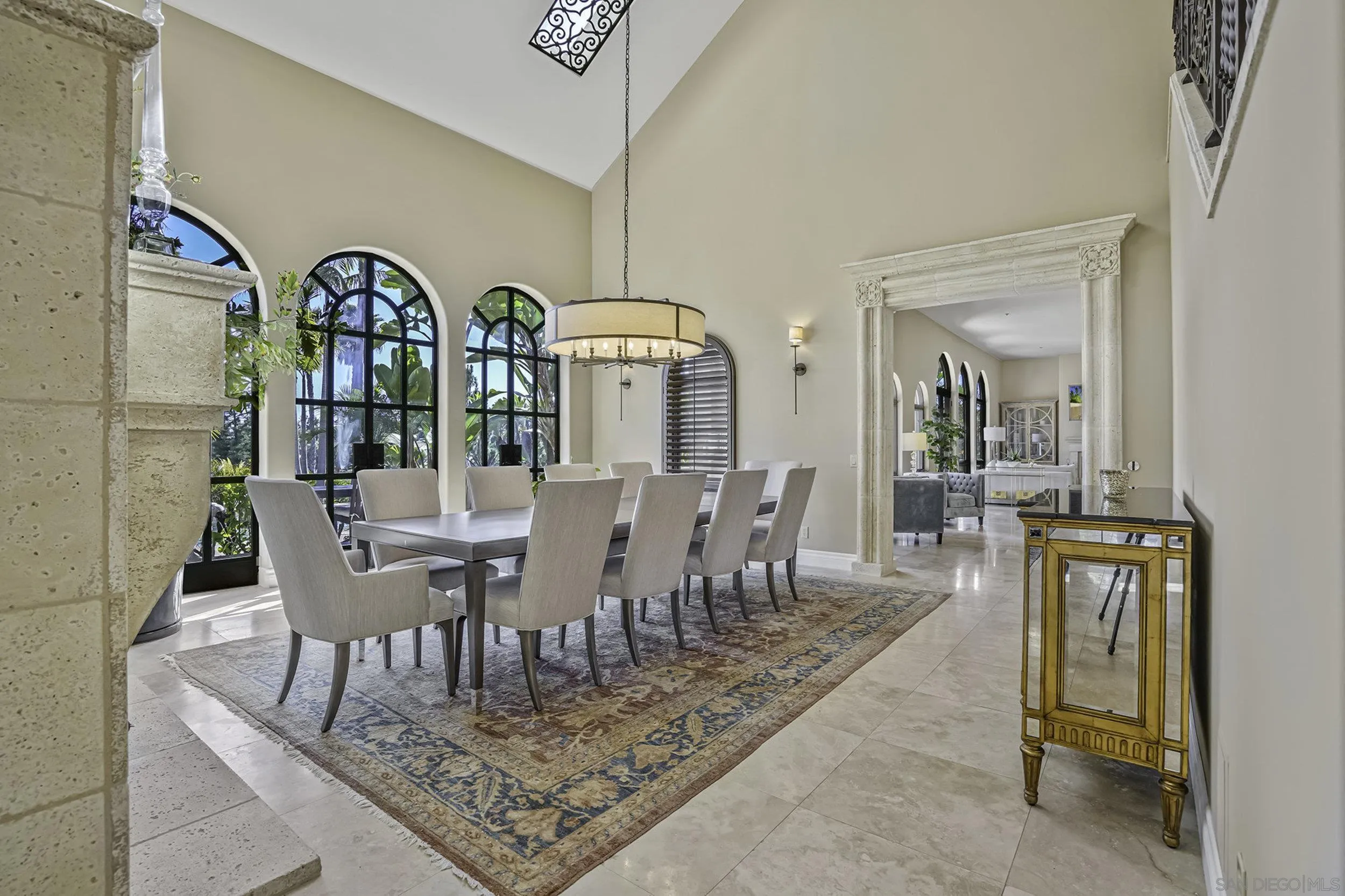 5305 La Crescenta