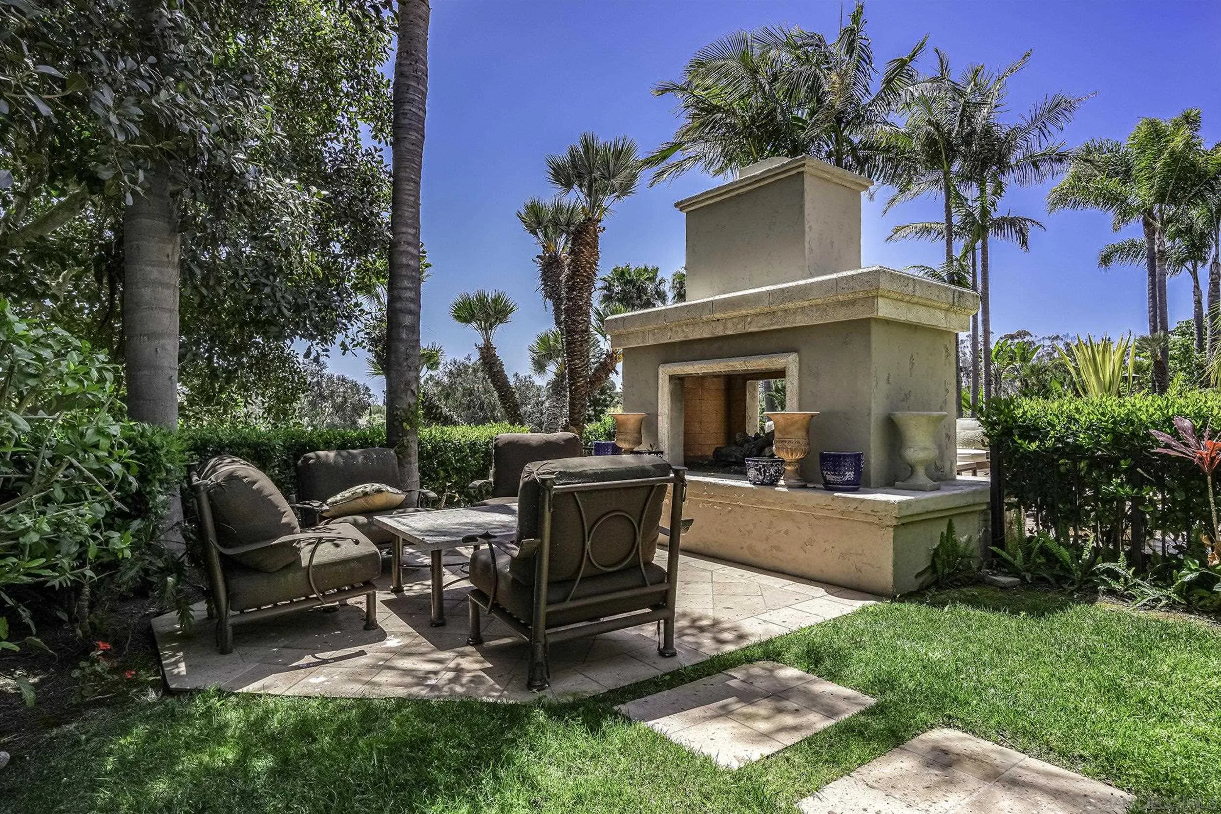 5305 La Crescenta