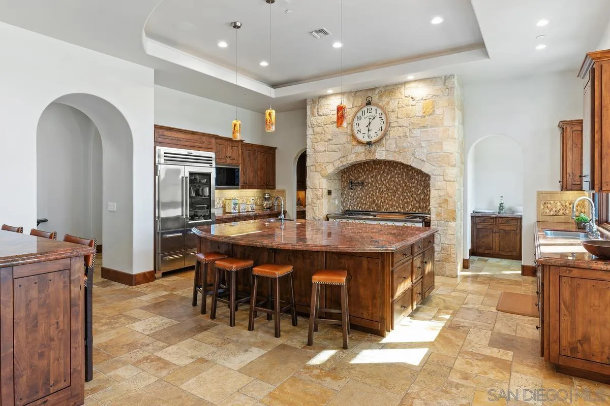 14778 El Rodeo Ct