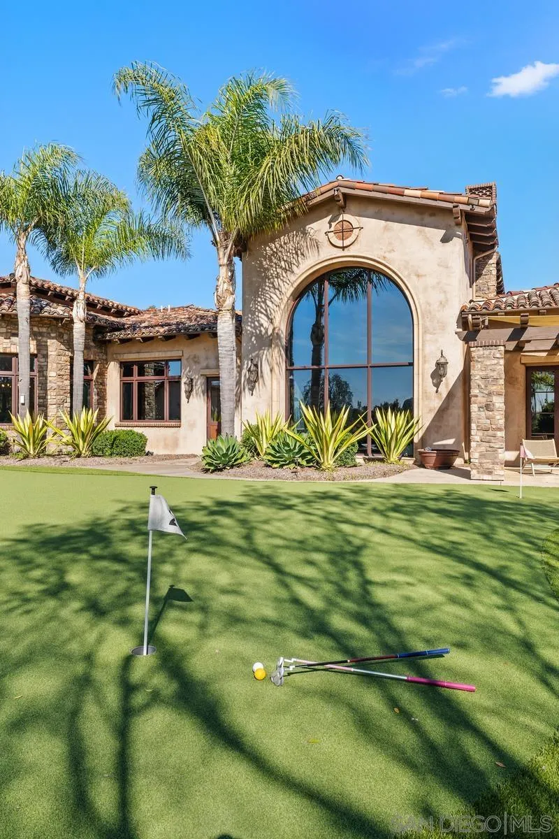 14778 El Rodeo Ct